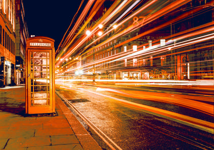 blur_bus_car_central_city_dramatic_exposure_fast_600640