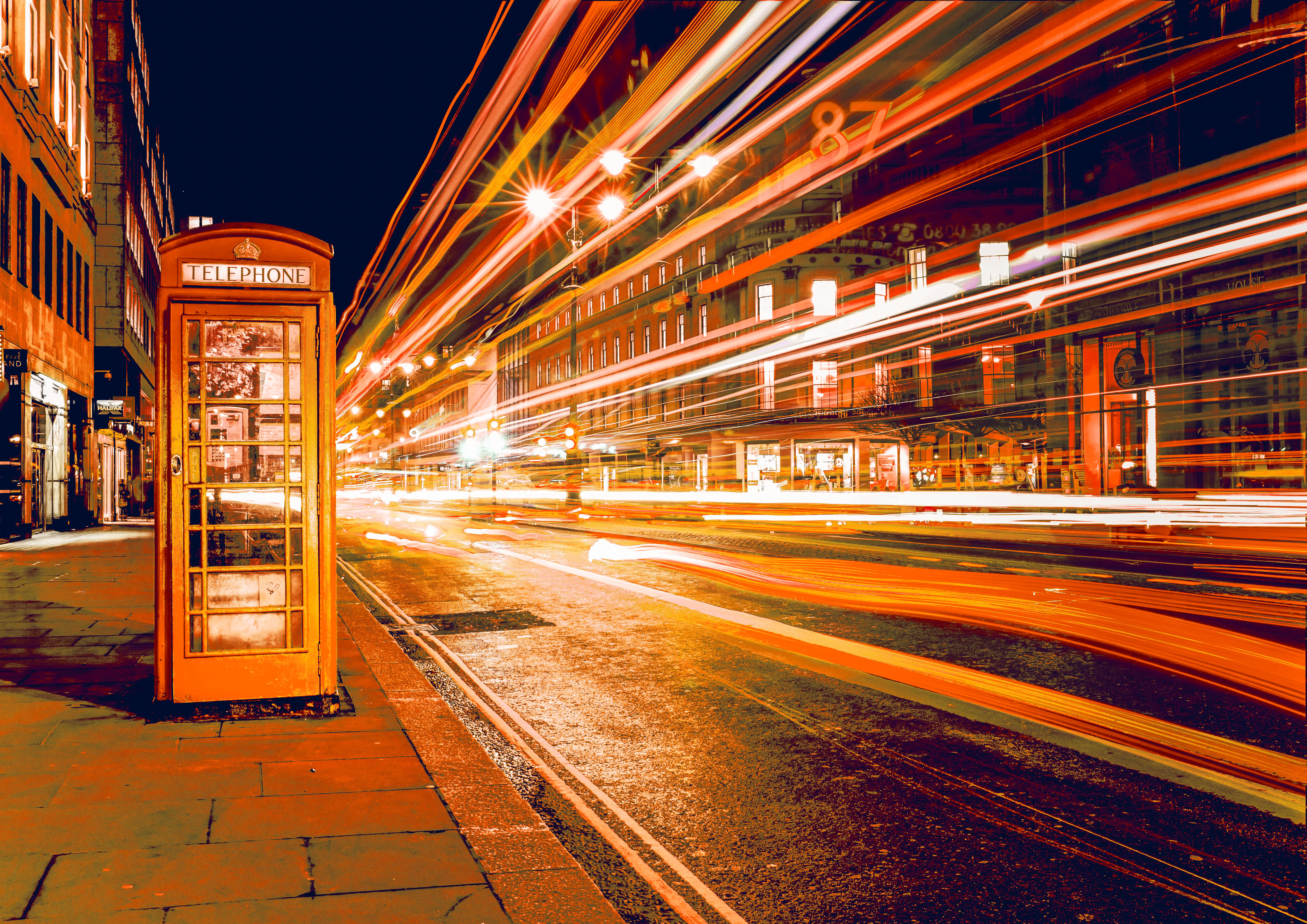 blur_bus_car_central_city_dramatic_exposure_fast_600640